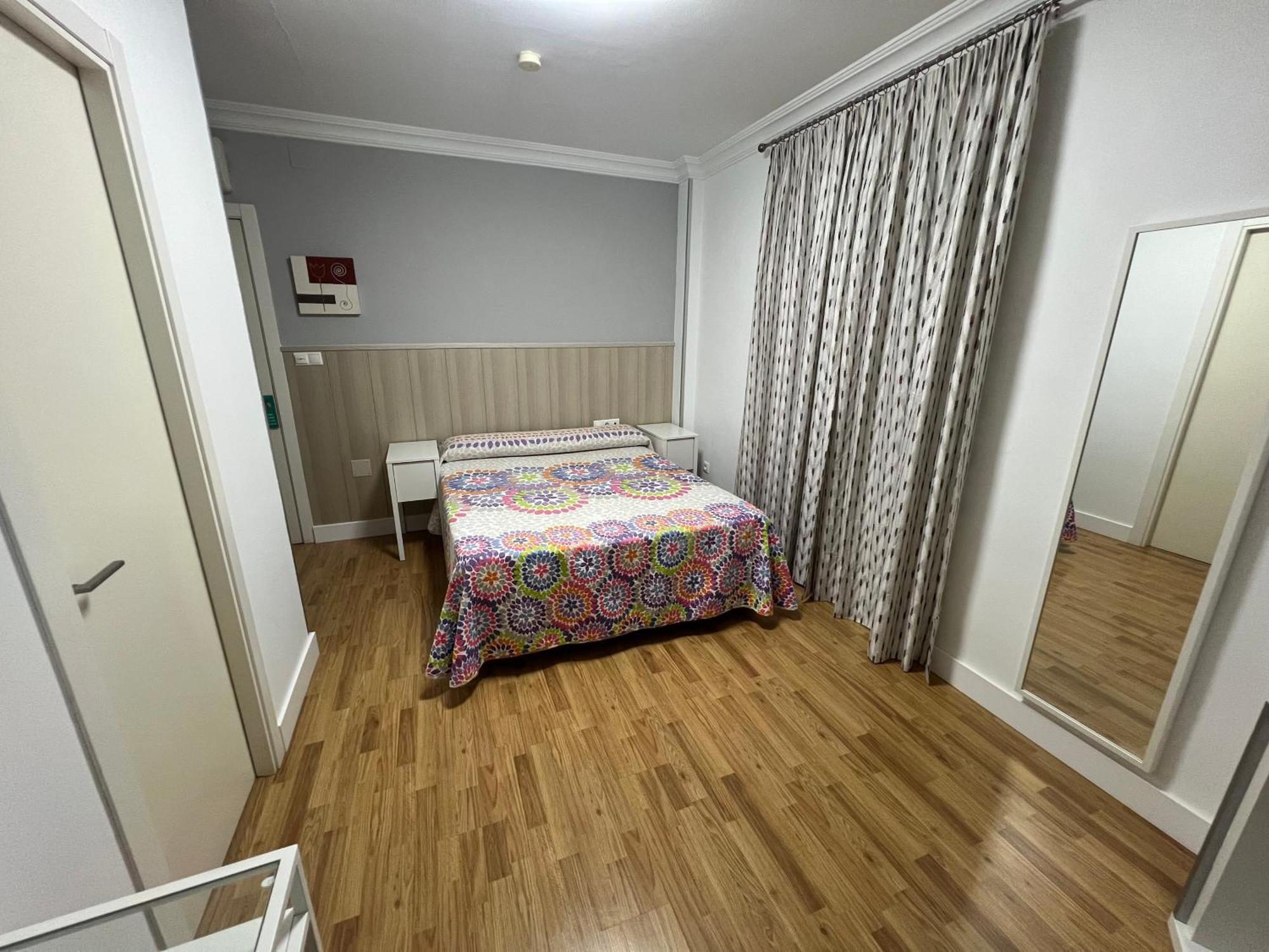 Hotel Dila Велес Экстерьер фото