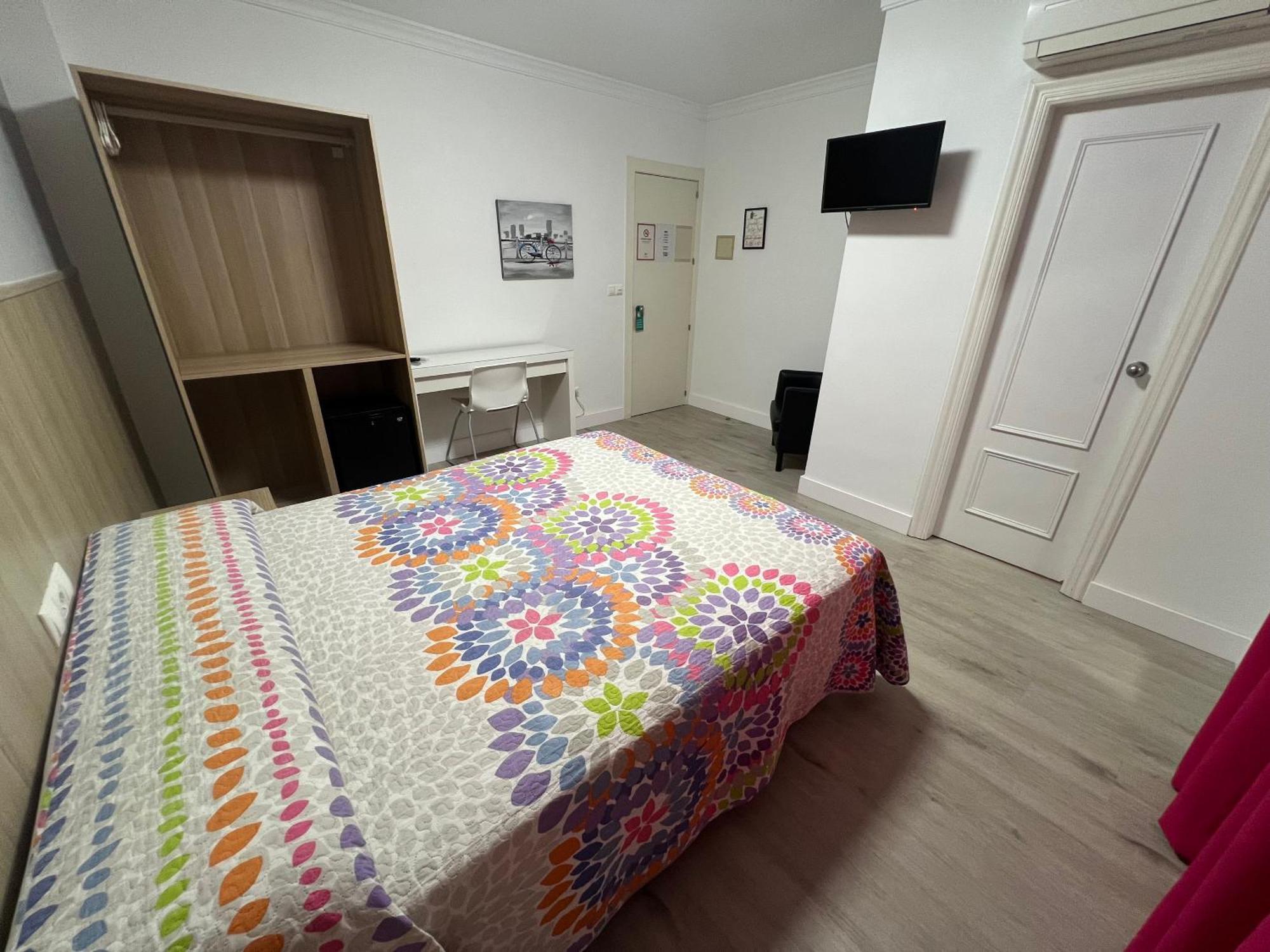 Hotel Dila Велес Экстерьер фото